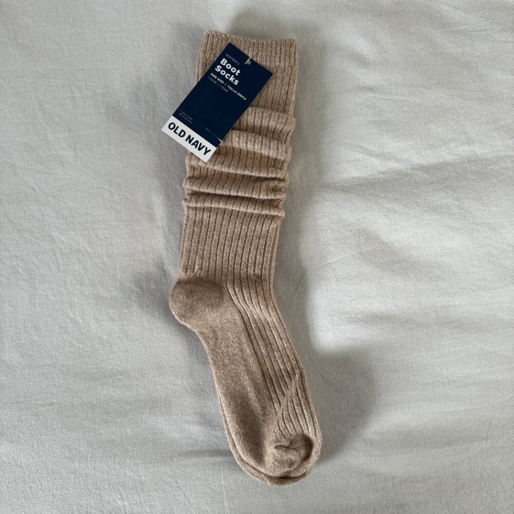 NWT Old Navy Boot Socks in Camel One Size - Picture 3 of 4